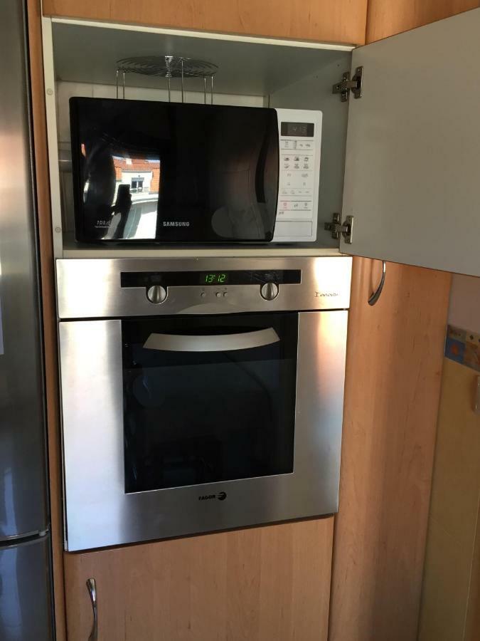 Apartmán Atico Luadas Caldas De Reis Exteriér fotografie